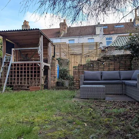 Holiday home Charming 3-bedroom House In With Garden - Perfect For Families Bristol