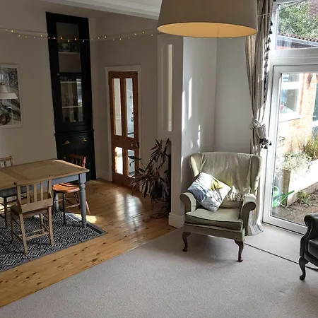 Holiday home Charming 3-bedroom House In With Garden - Perfect For Families Bristol