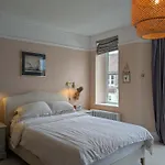 Charming 3-bedroom House In With Garden - Perfect For Families Bristol